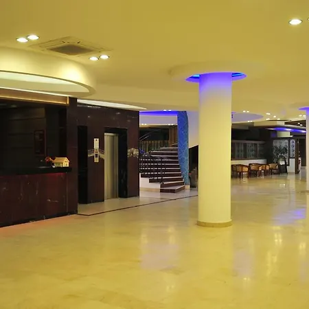 Hotel Mirabell 4*